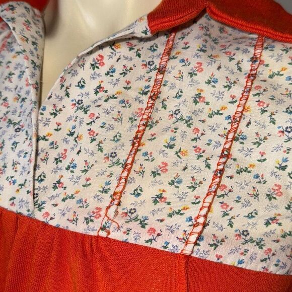 Vintage 60’s Orange V Neck Short Puff Sleeve T Shirt Ditzy Floral Size Small - Picture 5 of 14